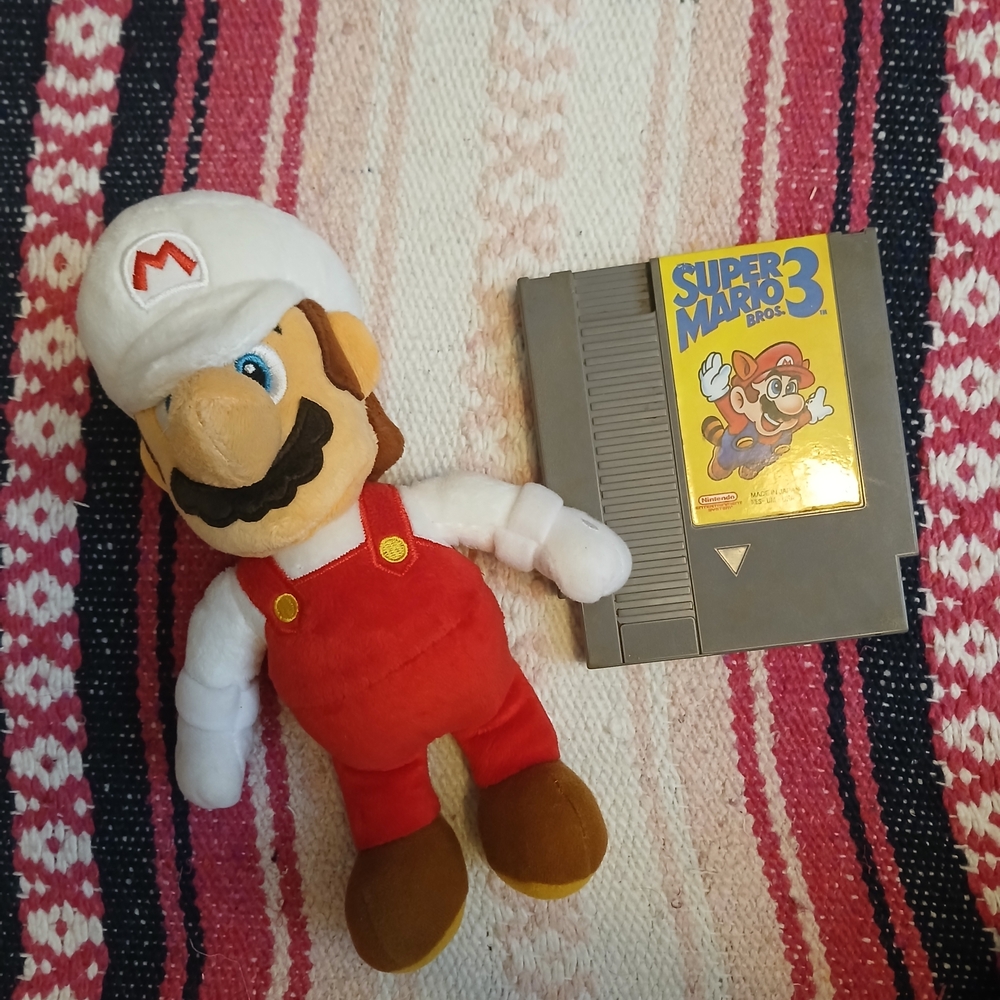 Nintendo NES Super Mario Brothers 3 Game Cartridge With 2017‎ Super Mario Plush